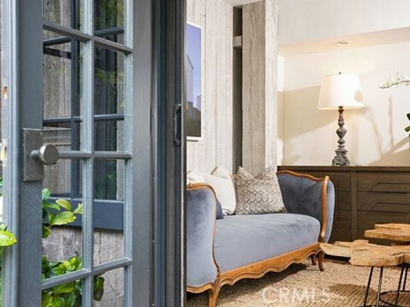 604 Begonia Avenue, Corona Del Mar (newport Beach) CA 92625