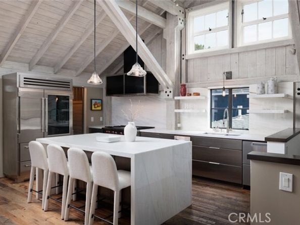 604 Begonia Avenue, Corona Del Mar (newport Beach) CA 92625