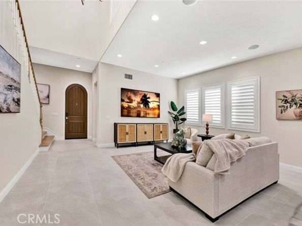 98 Pinnacle Dr, Lake Forest (el Toro) CA 92630