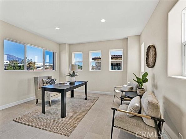 98 Pinnacle Dr, Lake Forest (el Toro) CA 92630