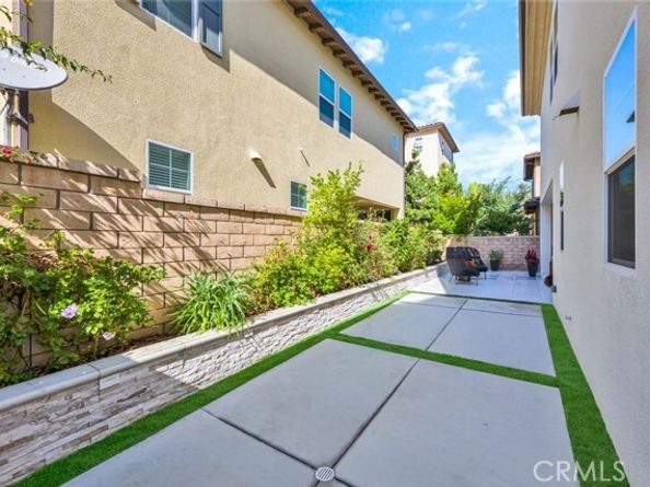 98 Pinnacle Dr, Lake Forest (el Toro) CA 92630