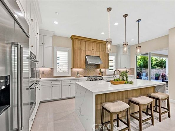 98 Pinnacle Dr, Lake Forest (el Toro) CA 92630