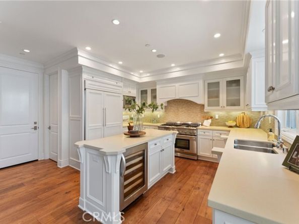 3201 4th Avenue Avenue, Corona Del Mar (newport Beach) CA 92625