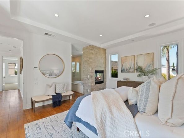 3201 4th Avenue Avenue, Corona Del Mar (newport Beach) CA 92625