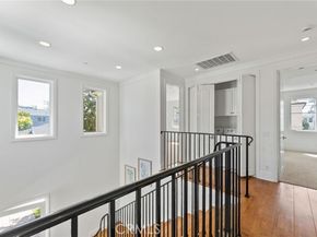 3201 4th Avenue Avenue, Corona Del Mar (newport Beach) CA 92625