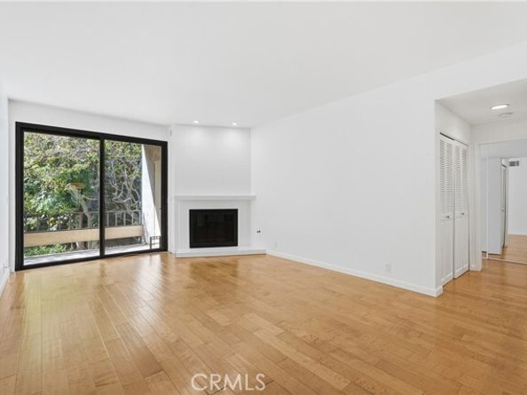 8675 Falmouth 221, Playa Del Rey (los Angeles) CA 90293