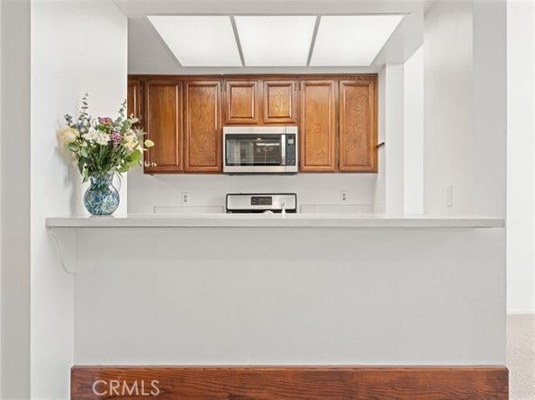 8180 Manitoba Street 302, Playa Del Rey (los Angeles) CA 90293