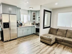 1311 E Pacific Coast, Wilmington (los Angeles) CA 90744
