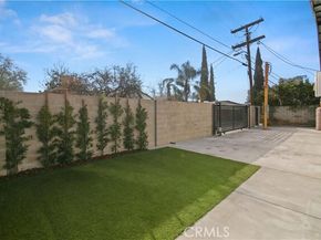 7842 Lasaine Avenue, Northridge (los Angeles) CA 91325