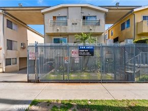 8800 Burnet Avenue 15, North Hills (los Angeles) CA 91343