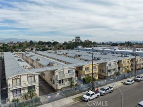 8800 Burnet Avenue 15, North Hills (los Angeles) CA 91343