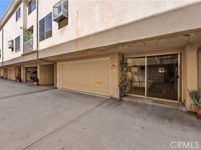 8800 Burnet Avenue 15, North Hills (los Angeles) CA 91343