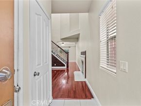 9400 Burnet 103, North Hills (los Angeles) CA 91343