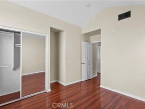 9400 Burnet 103, North Hills (los Angeles) CA 91343