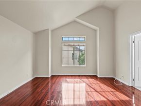 9400 Burnet 103, North Hills (los Angeles) CA 91343