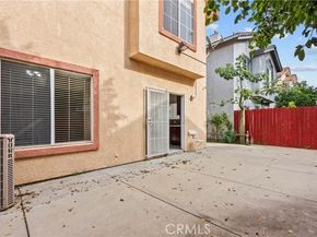 9400 Burnet 103, North Hills (los Angeles) CA 91343