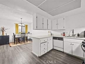 8801 Willis Avenue 34, Panorama City (los Angeles) CA 91402