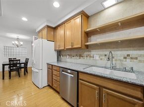 4445 Cartwright Avenue 106, Toluca Lake (los Angeles) CA 91602