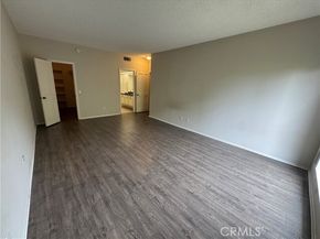 19029 Nordhoff Street 308, Northridge (los Angeles) CA 91324
