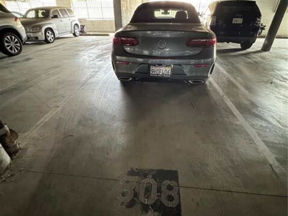 19029 Nordhoff Street 308, Northridge (los Angeles) CA 91324