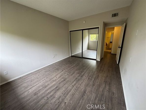 19029 Nordhoff Street 308, Northridge (los Angeles) CA 91324