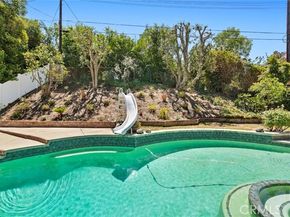 22666 Margarita Drive, Woodland Hills (los Angeles) CA 91364