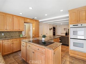 22666 Margarita Drive, Woodland Hills (los Angeles) CA 91364