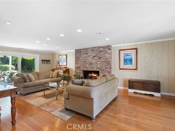 22666 Margarita Drive, Woodland Hills (los Angeles) CA 91364