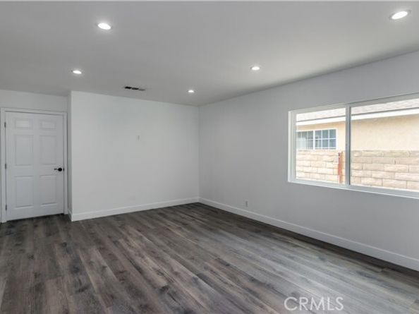 14701 Covello Street, Van Nuys (los Angeles) CA 91405