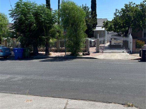 7660 Radford Avenue, North Hollywood (los Angeles) CA 91605