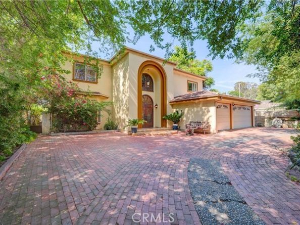 22349 Dolorosa Street, Woodland Hills (los Angeles) CA 91367
