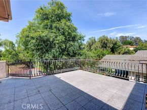 22349 Dolorosa Street, Woodland Hills (los Angeles) CA 91367