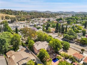 22349 Dolorosa Street, Woodland Hills (los Angeles) CA 91367