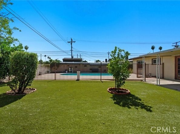 6820 Gross Avenue, West Hills (los Angeles) CA 91307