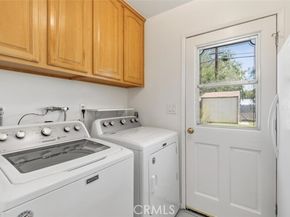 6820 Gross Avenue, West Hills (los Angeles) CA 91307