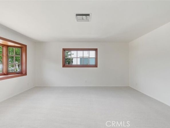 6820 Gross Avenue, West Hills (los Angeles) CA 91307