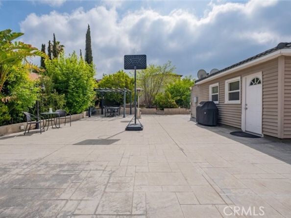 10404 Jardine Avenue, Sunland (los Angeles) CA 91040