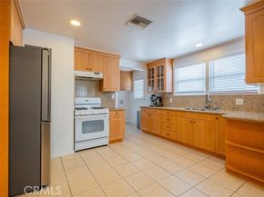10404 Jardine Avenue, Sunland (los Angeles) CA 91040