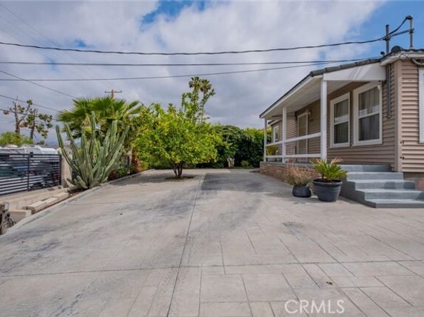 10404 Jardine Avenue, Sunland (los Angeles) CA 91040