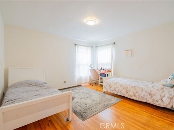 10404 Jardine Avenue, Sunland (los Angeles) CA 91040