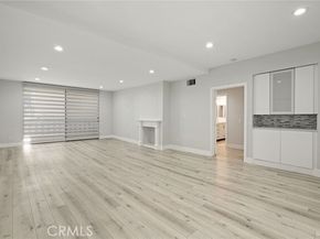 19029 Nordhoff Street 103, Northridge (los Angeles) CA 91324
