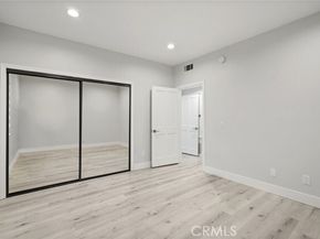 19029 Nordhoff Street 103, Northridge (los Angeles) CA 91324