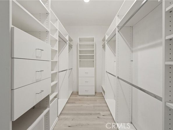 19029 Nordhoff Street 103, Northridge (los Angeles) CA 91324