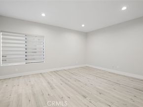 19029 Nordhoff Street 103, Northridge (los Angeles) CA 91324