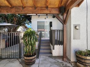 919 W 49th, Los Angeles CA 90037