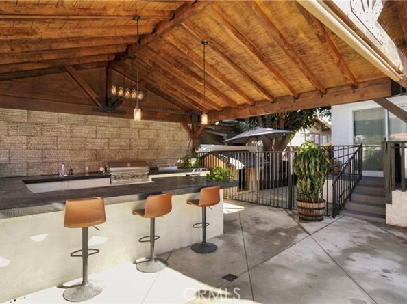 919 W 49th, Los Angeles CA 90037