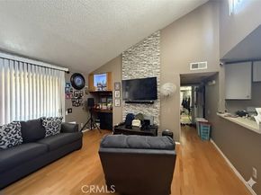 9600 Van Nuys 210, Panorama City (los Angeles) CA 91402
