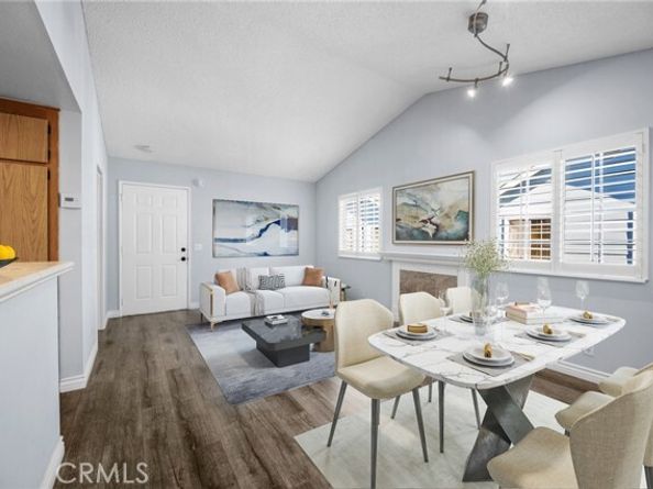 7025 Glade, Canoga Park (los Angeles) CA 91303