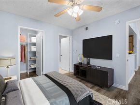 7025 Glade, Canoga Park (los Angeles) CA 91303