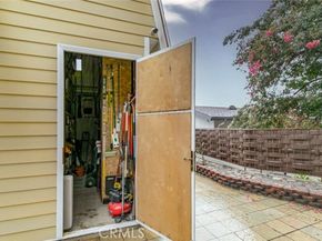 17155 Barneston, Granada Hills (los Angeles) CA 91344